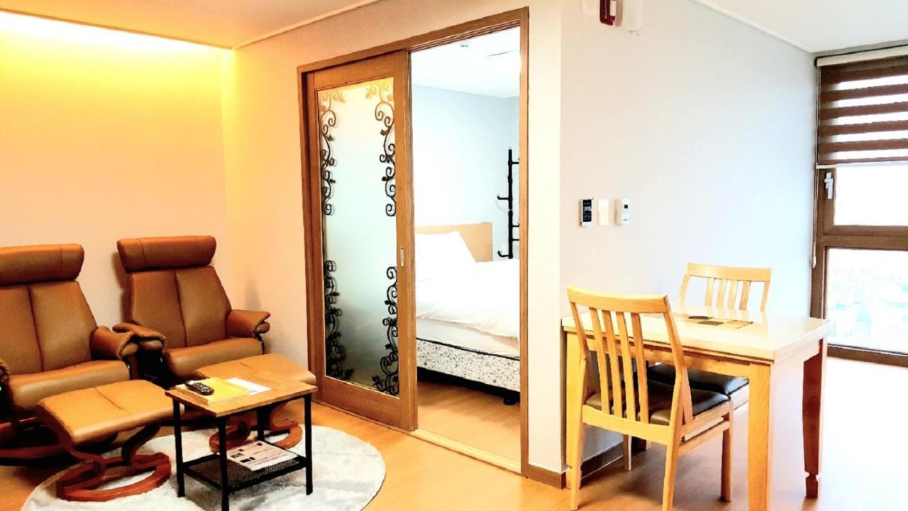 Residence Hotel K Okpo جيوجي المظهر الخارجي الصورة