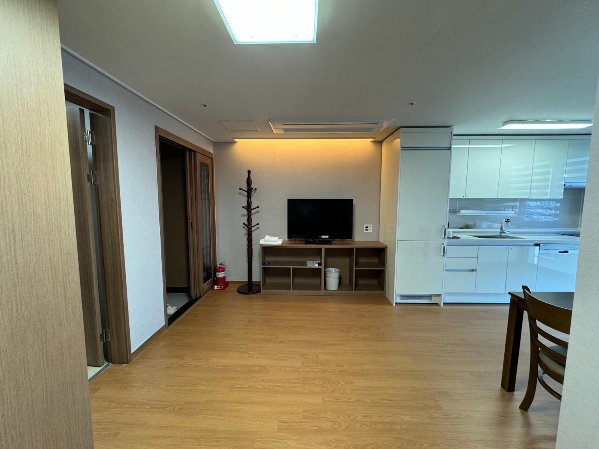 Residence Hotel K Okpo جيوجي المظهر الخارجي الصورة