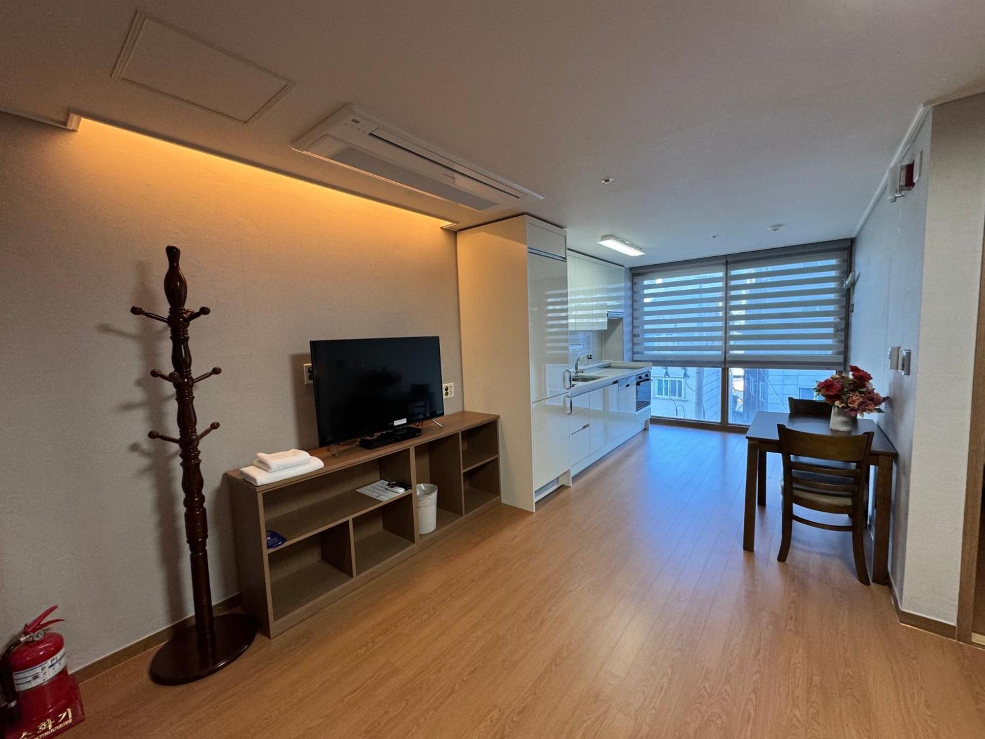 Residence Hotel K Okpo جيوجي المظهر الخارجي الصورة